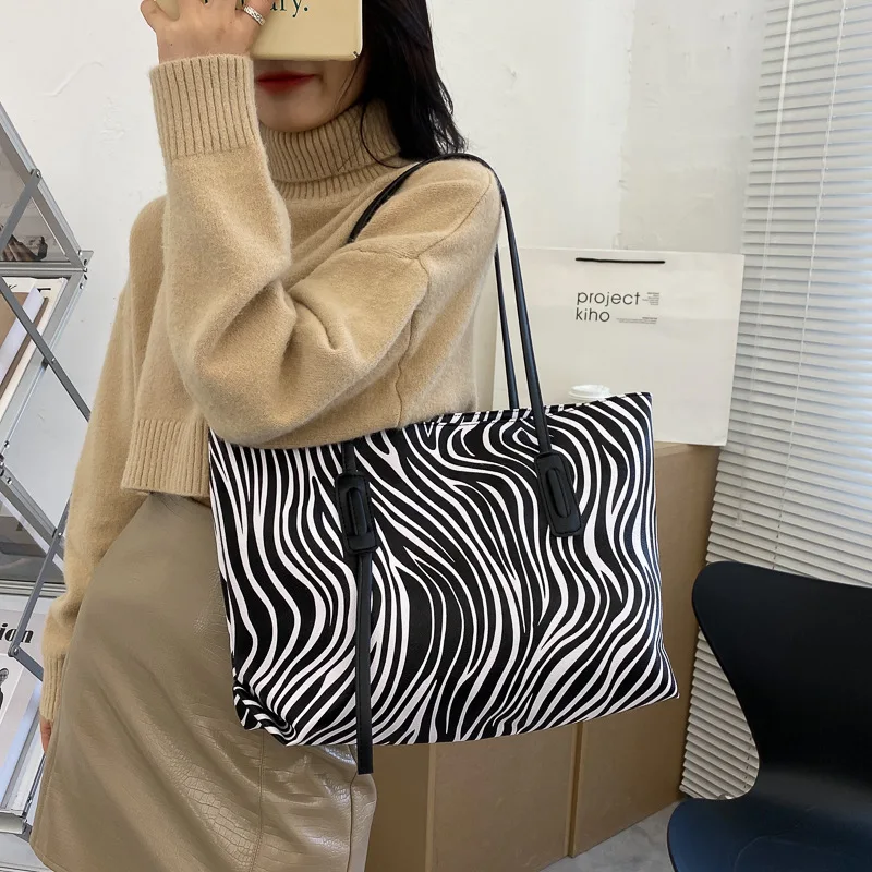 

Women Fashion Women's Simple Style PU Leather leopard Shoulder Bag Handbags Female Casual Bags Large Totes