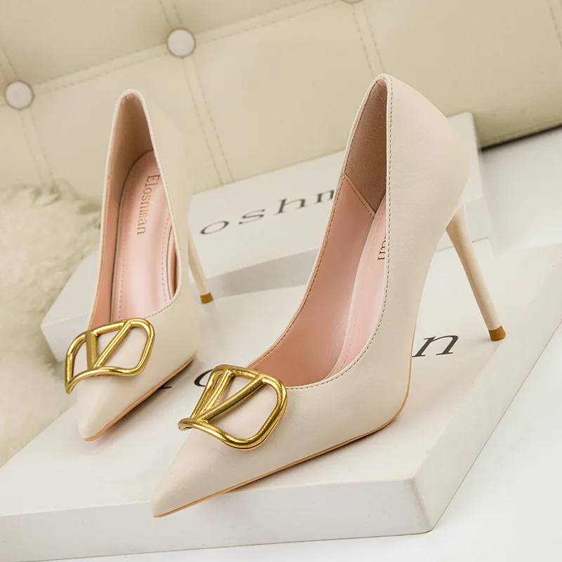 Fashion professional OL women's shoes stiletto high-heeled shallow mouth pointed toe thin metal V home buckle shoes