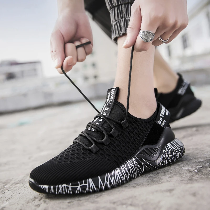 

Fashion Mesh Running Shoes Men Walking Jogging Training Sport Shoes Couple Women Sneakers Lace Up Fashion Lovers Footwear