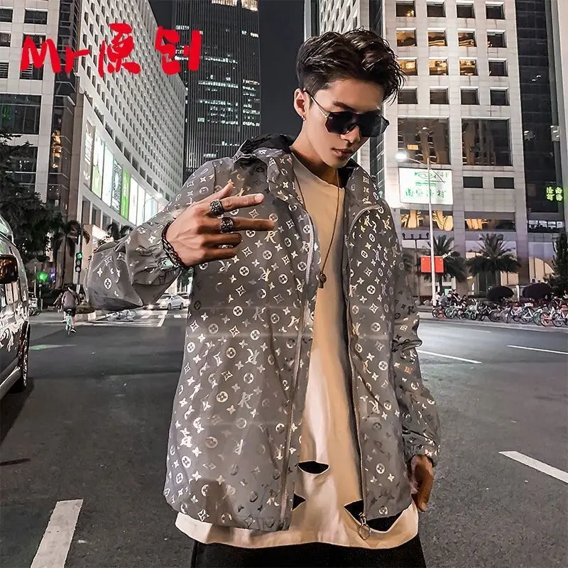 

2021 new jacket men's fashion brand European and American street reflective bright couple hooded windbreaker casual coat