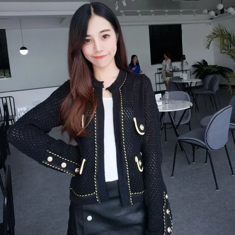 Женский короткий кардиган с длинным рукавом и круглым вырезом |