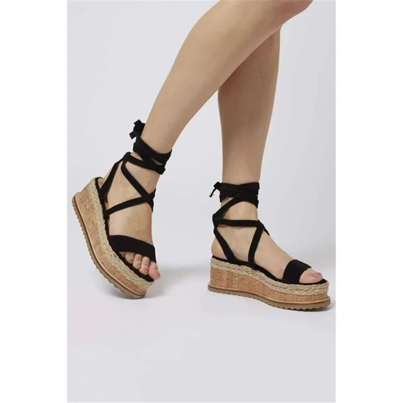 

Женские босоножки в римском стиле, сандалии на плоской подошве с перекрестными ремешками и открытым носком, лето 2020