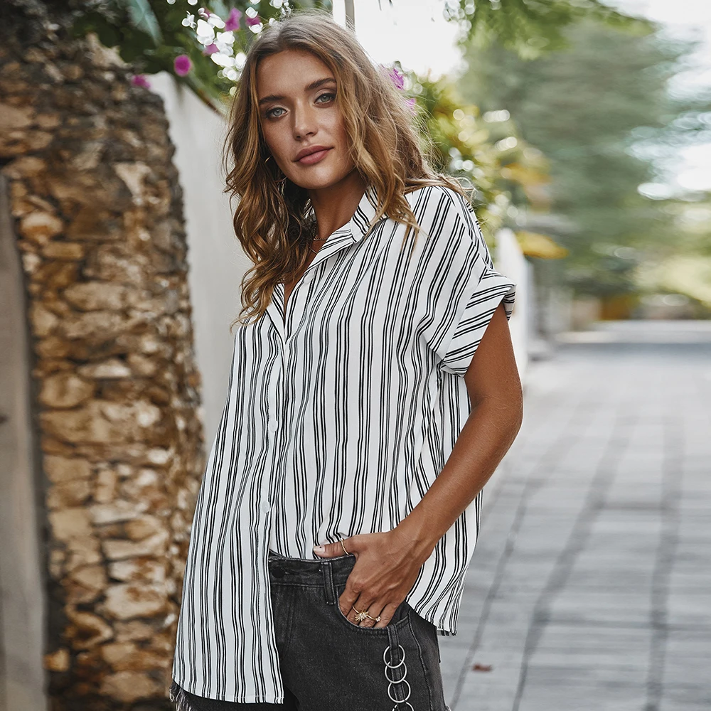 

Striped Tops T-Shirt Women Summer 2021 Fashion V-Neck Short Sleeve Oversize Casual Turn Down Collar Shirt Female Chiffon Blusas