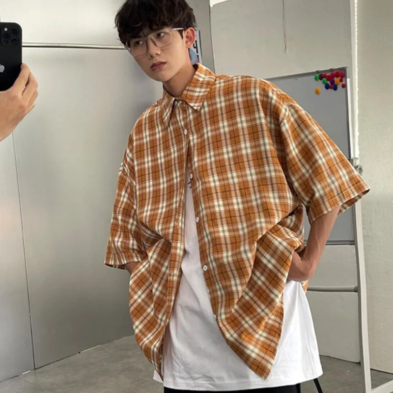 

Summer Plaid Shirt Men Korean Fashion Loose Casual Shirt Men Harajuku Streetwear Retro All-match Short-sleeved Shirt Men