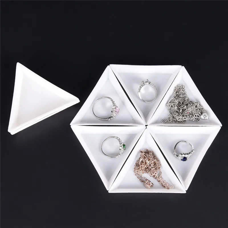 

10 шт. равносторонний Треугольники пластина для хранения украшений, бусин на окружающую среду Пластик