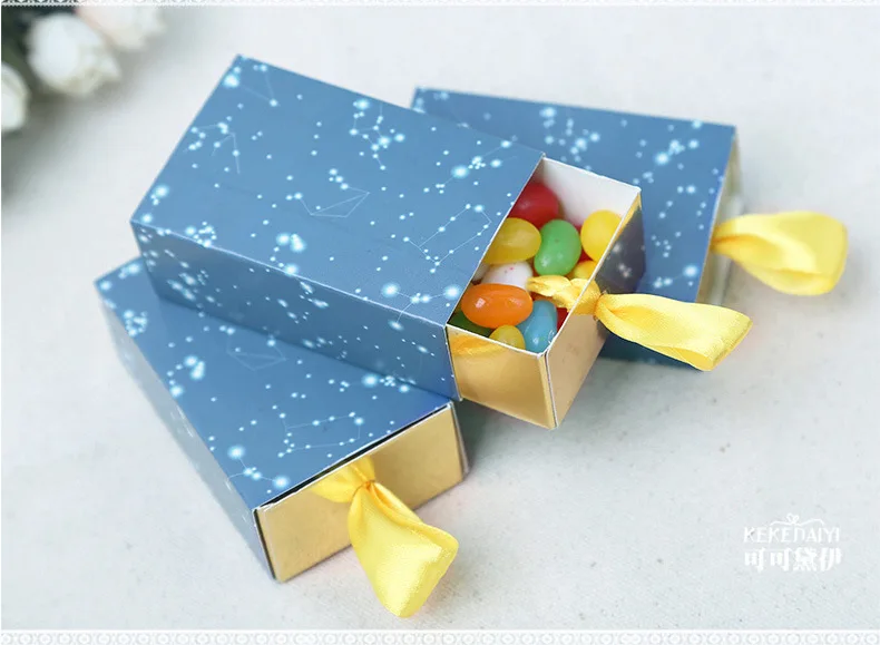 

100pcs Gift Box Wedding Favors and Gifts Candy Box with Travel Compass Souvenirs for Guests Party DIY Decoration Accessories