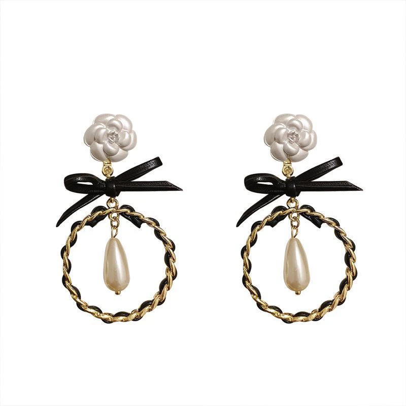 

Camellia Long EarriHollow Flowers Eardrop Pearl Dangler Retro Fashion Simple Drop Earrings Accessories Girl Gifts For Friends