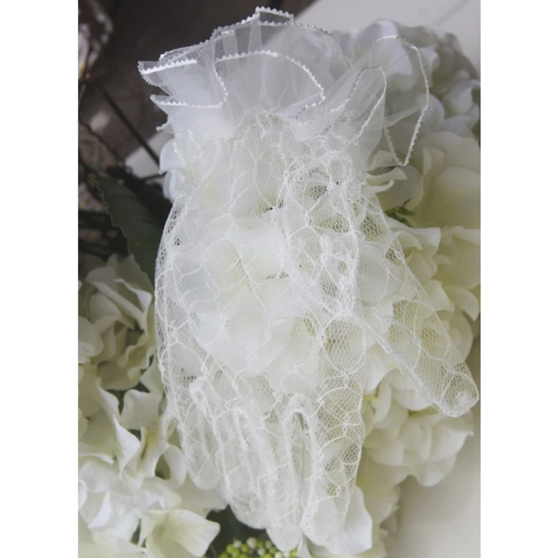 

New Bridal Lace Net Yarn Gloves Wrist Length Gloves Finger Short Wedding Accessories