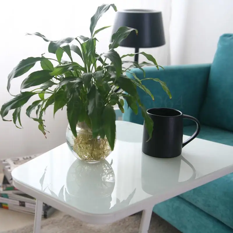 Простой бытовой приставной столик со съемным диваном прикроватный для гостиной