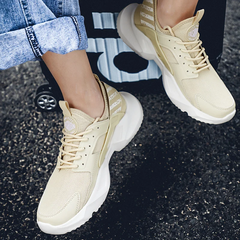 

2020 Sport Slip-On Footwear Men Shoes Lightweight Flying Weaving Casual Shoes Breathable Casual Shoes Man Sepatu Pria