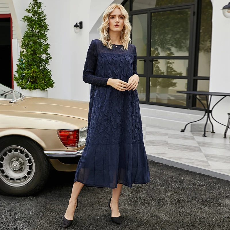 

New winter Vintage Pleated dress plus size women Fish scales pattern dress Korean high fashion dress long sleeve Lace dress