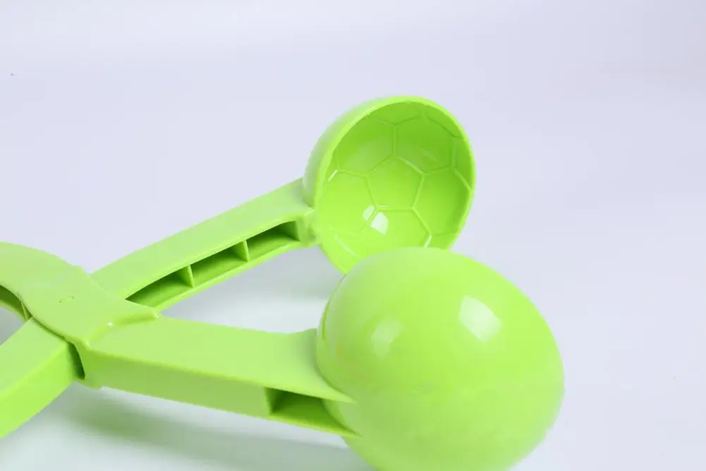 Ни один открытый снежный шар Производитель снежколеп для снеговика файтинга