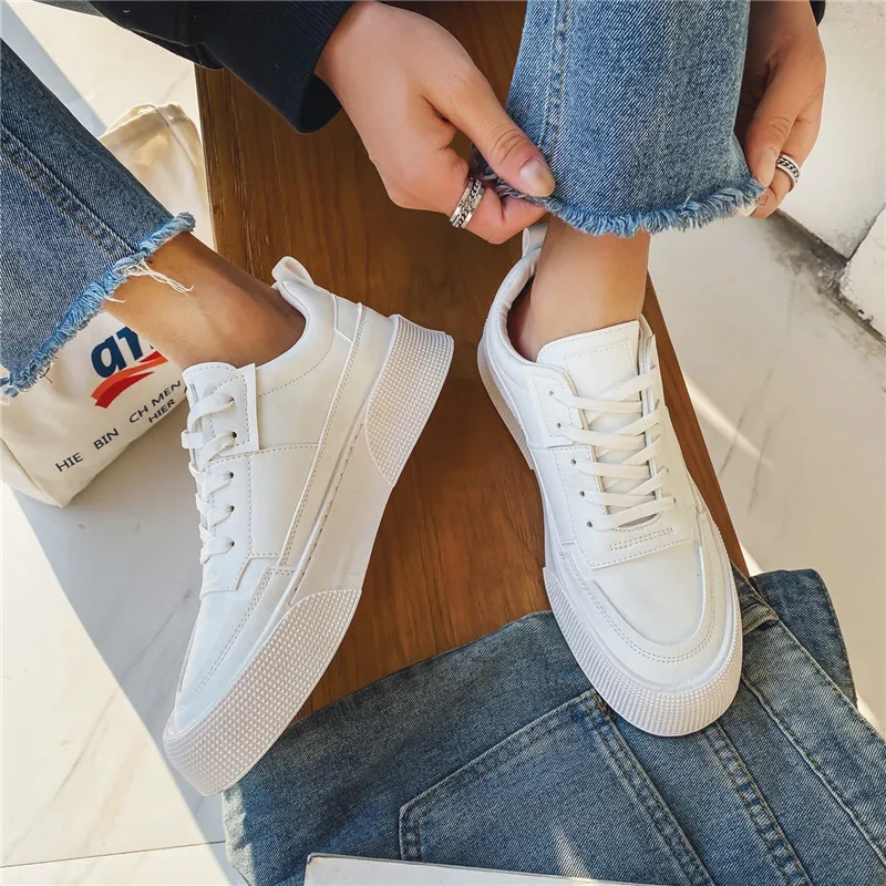 2021 White Sneakers Men Fashion Breathable Comfortable Outdoor Sport Lace Up Shoes Thick Bottom All-match Shoes