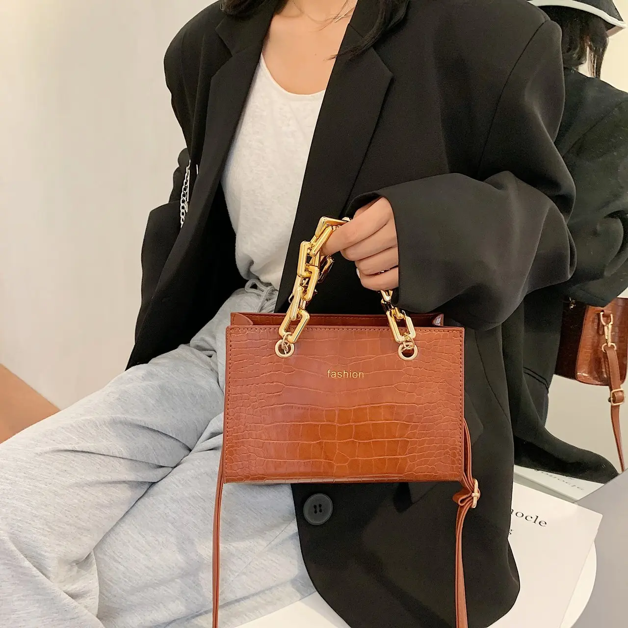 

2021New Arrivals Fashion Alligator Pattern Leather Crossbody Bag For Women Designer Gold Chain Shoulder Messenger Bag Mini Purse