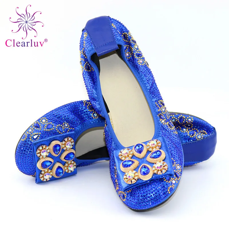 Свадебные туфли на плоской подошве с блестящими кристаллами и аппликацией