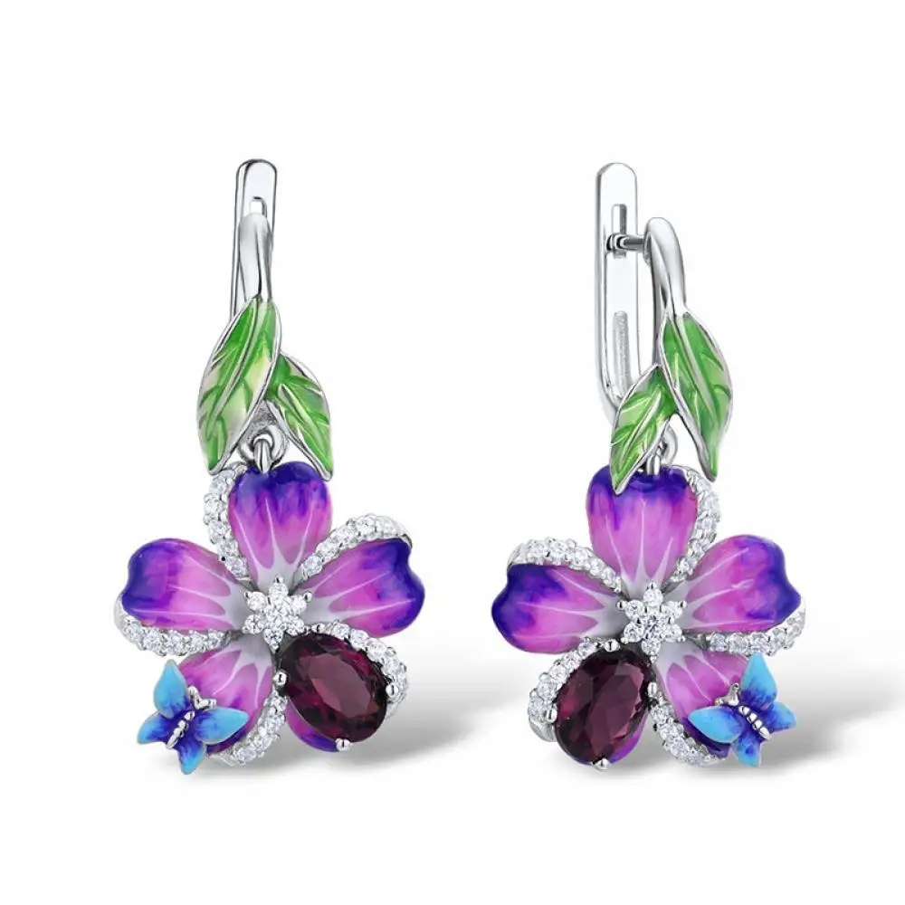 Женские индивидуальные серьги эмалевые с бабочкой из циркония стильные и