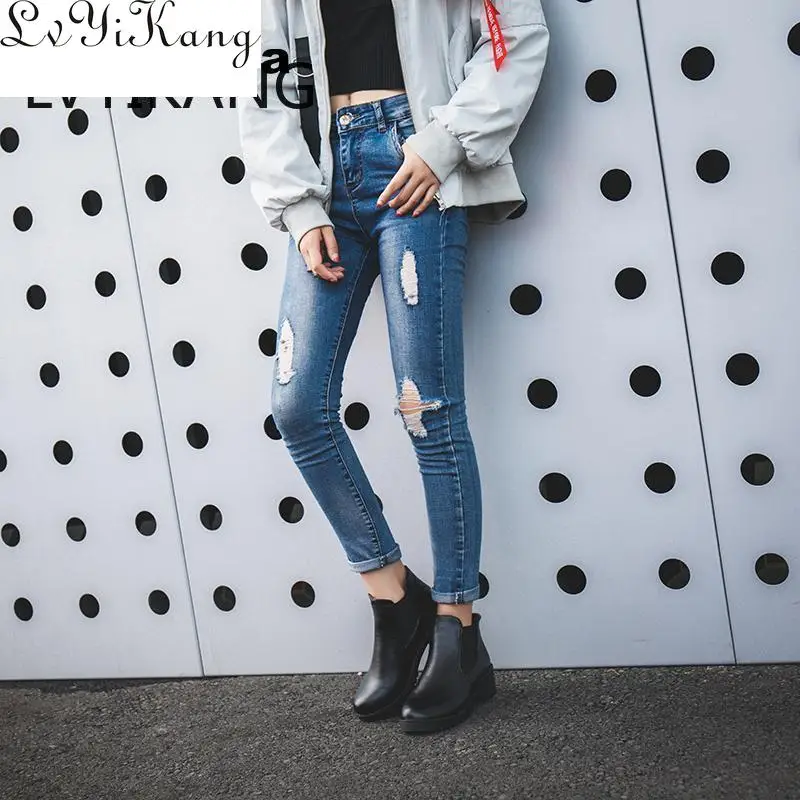 Новые Популярные стильные модные женские ботинки с круглым носком на толстой