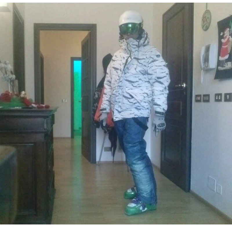 

2020 Winter NEW Jean Snowboard Pants Men Suspenders Denim Ski Pants Skate Snow Board Thermal Windproof Waterproof Skiing Trouser