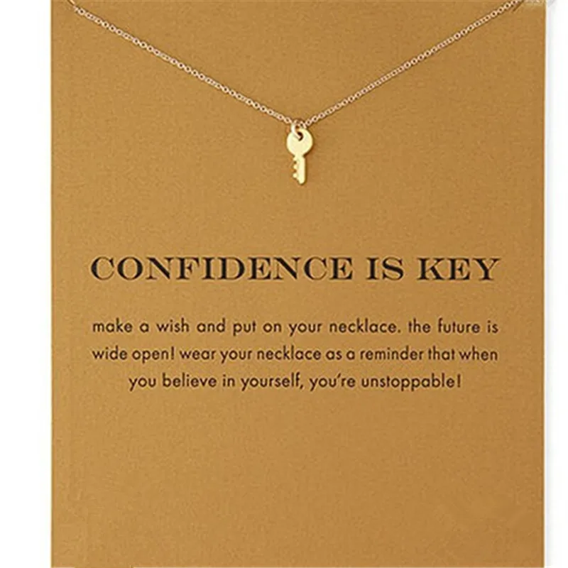 Колье-чокер женское золотистого цвета с ключиком подарок на день Святого