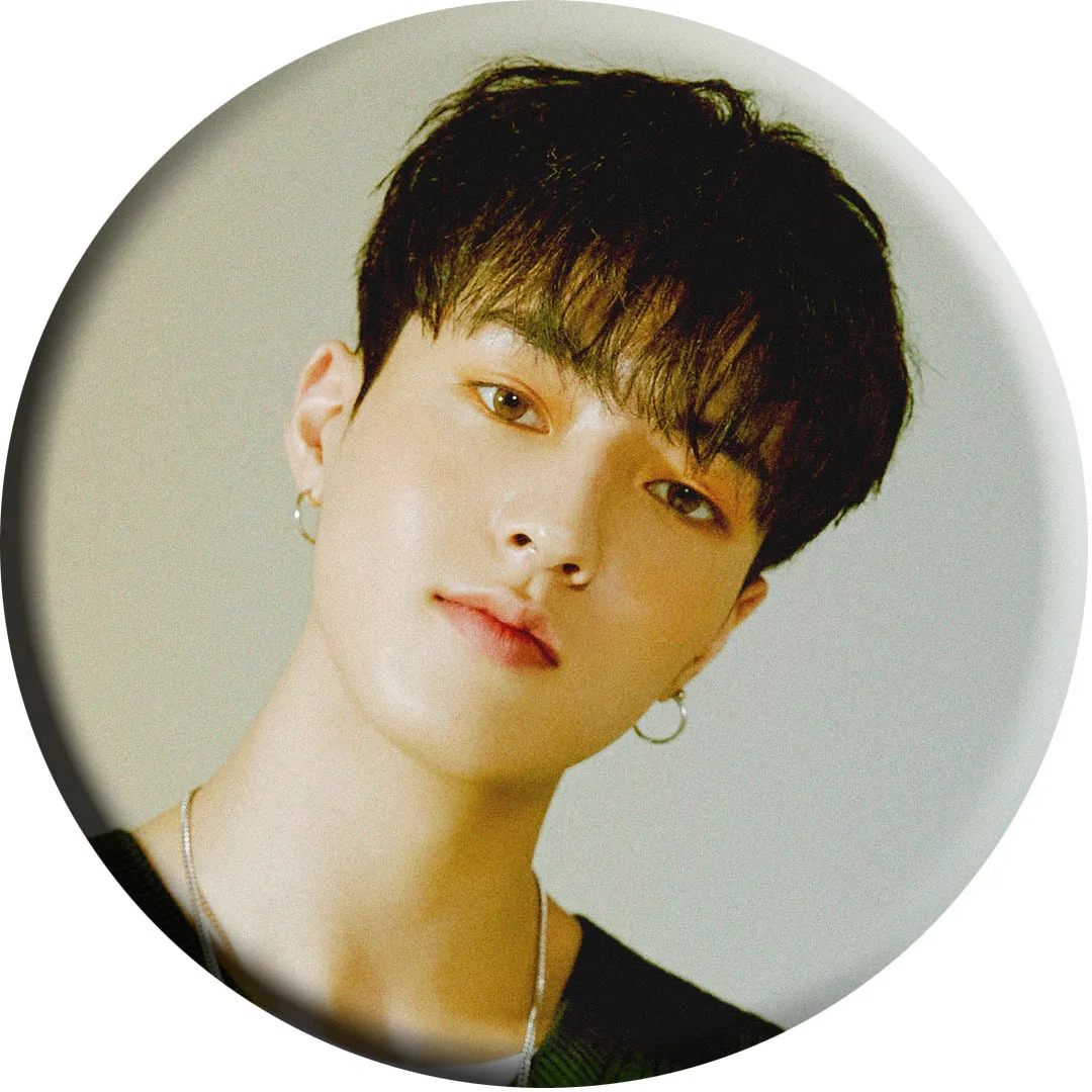 

KPOP TREASURE New Album I LOVE YOU Poster Round Badges Brooches Pins Clothes Fashion Hat Backpack Decoration Fans Collection