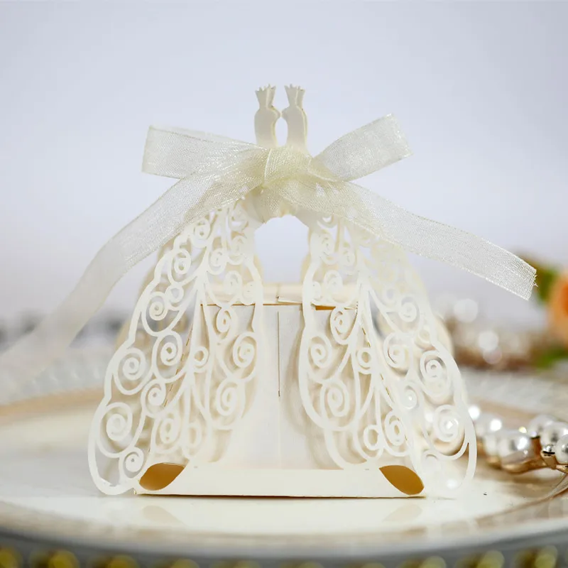 

10pcs Peacock Laser Cut Carriage Favors Cookie Box Gifts Candy Boxes with Ribbon Baby Shower Dragee Gift Bags Wrapping Supplies