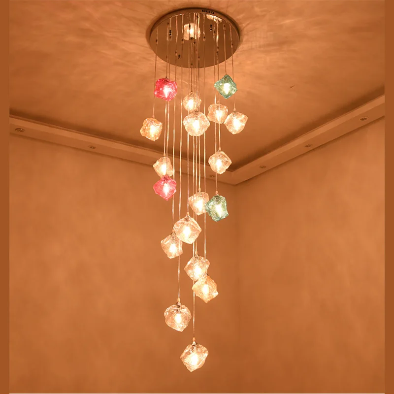 Современная вращающаяся лестница люстра освещение цветное стекло виллы