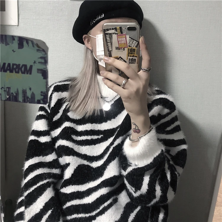 

Autumn and Winter Korean Style Ins Retro Zebra Pattern Loose BF Lazy Sweater Women's 2021 New Knitwear Top Fashion