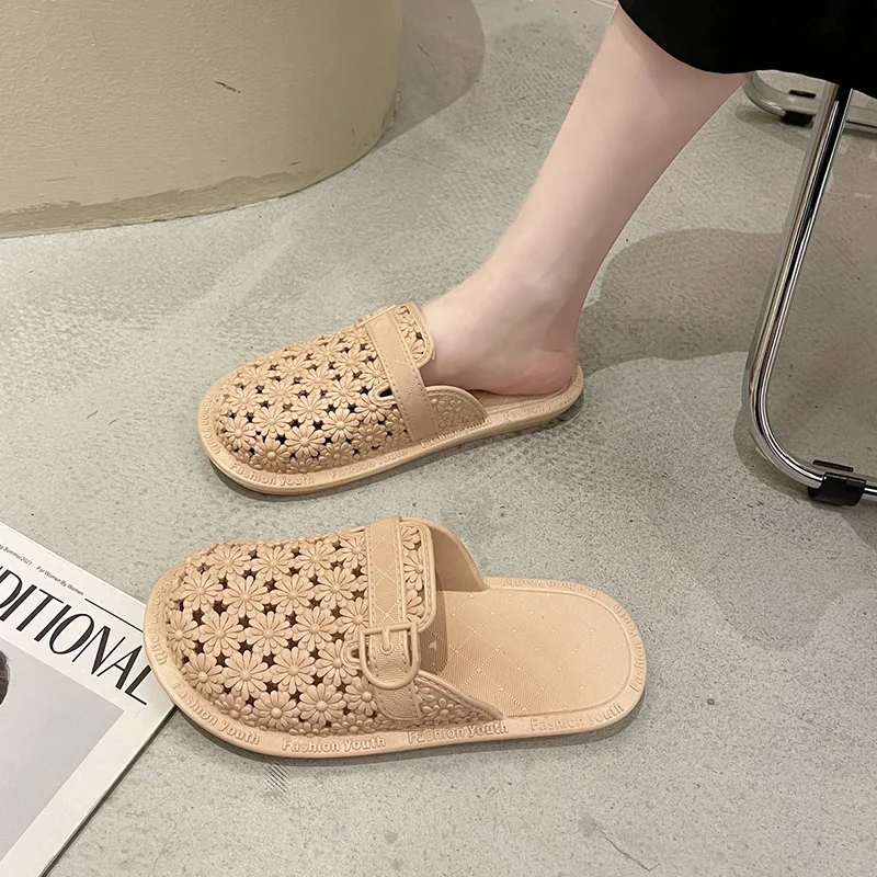 

Female Shoes Slippers Women Summer Cover Toe Low Luxury Slides 2021 Flat Beach Designer PU Fretwork Fashion Basic Shoes Woman 20