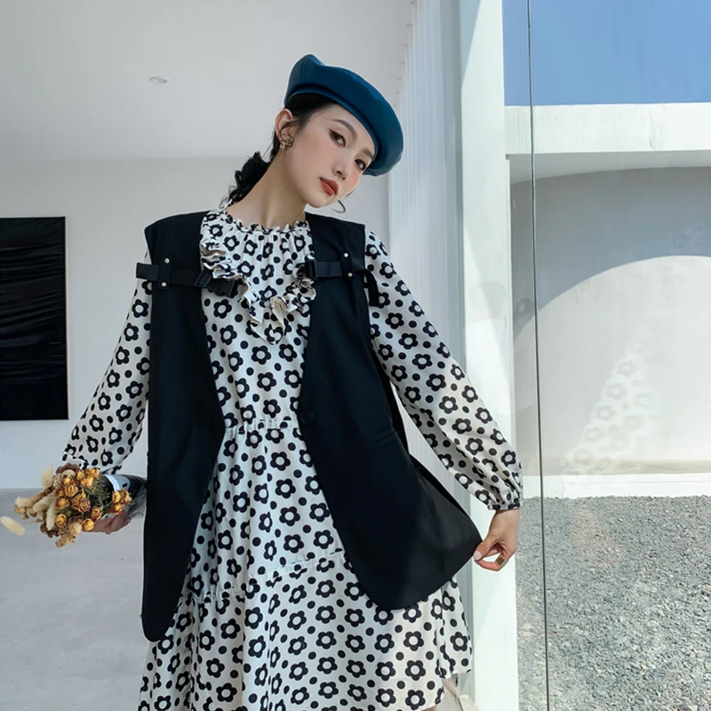 

Fashion Cardigan Waistcoat And Vest Women Black Streetwear Tide Sleeveless Coat Female Loose Casual 2021 Quality Boyfriend Tops