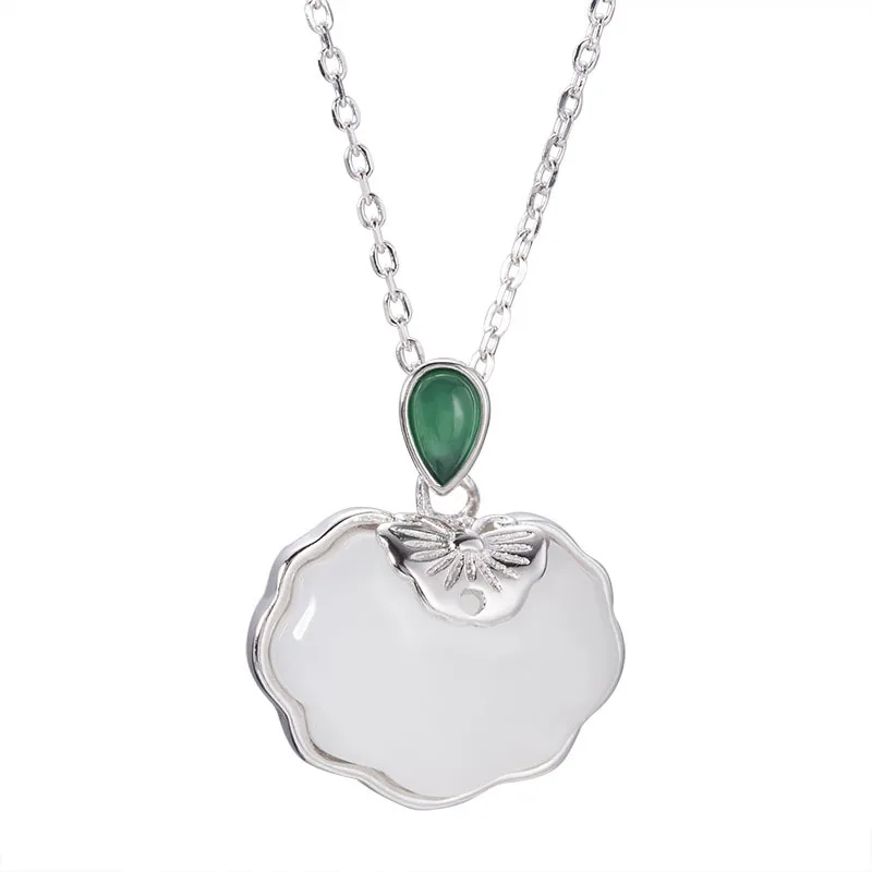 

BONLAVIE Propitious Cloud Butterfly Necklace 925 Sterling Silver Necklace Female Short Clavicle Chain Gift for Mother's Day