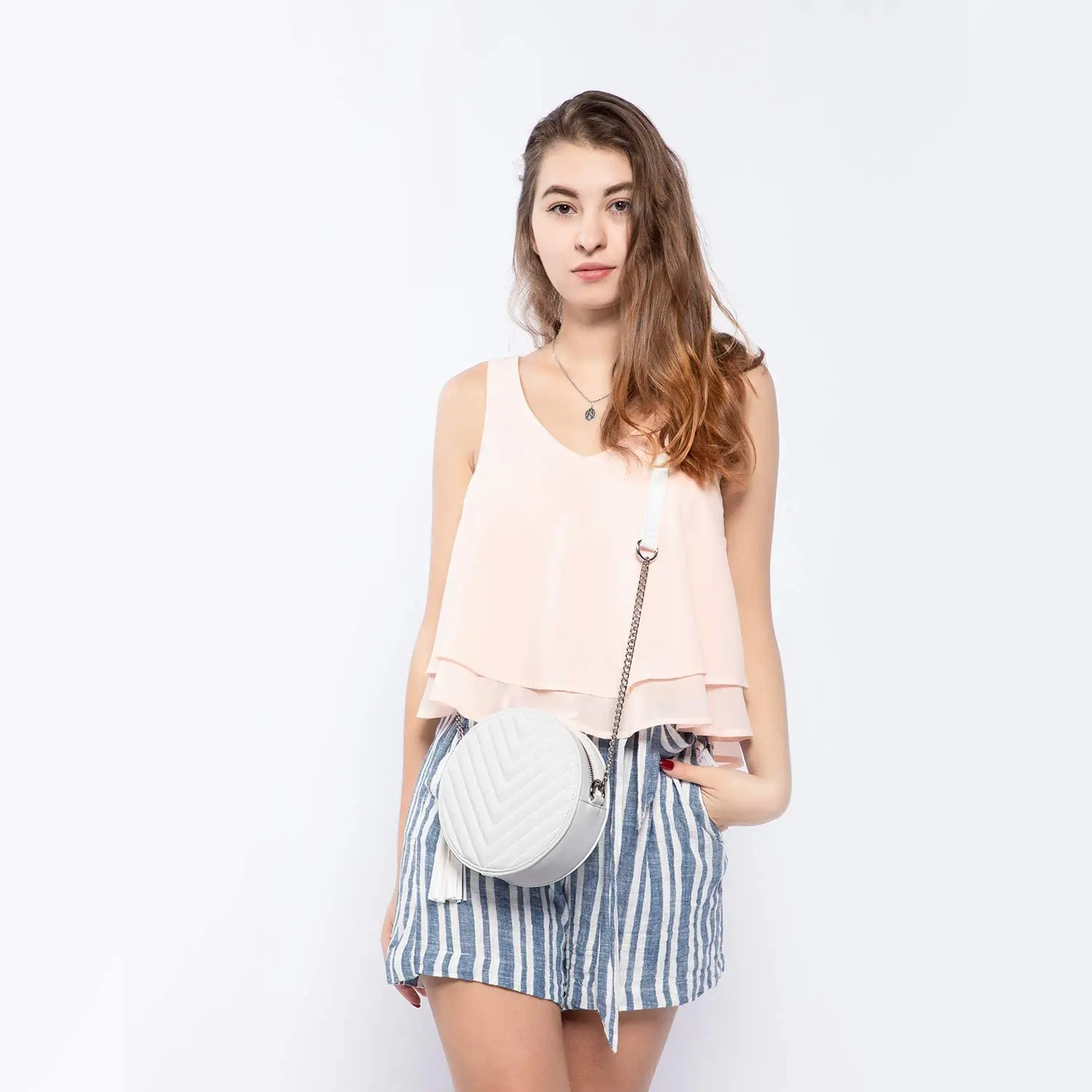 

ABQP Crossbody Bags For Women Round Purse Quilted purse Faux Leather With Tassel White Vintage Lady Shoulder Bags PU Satchel