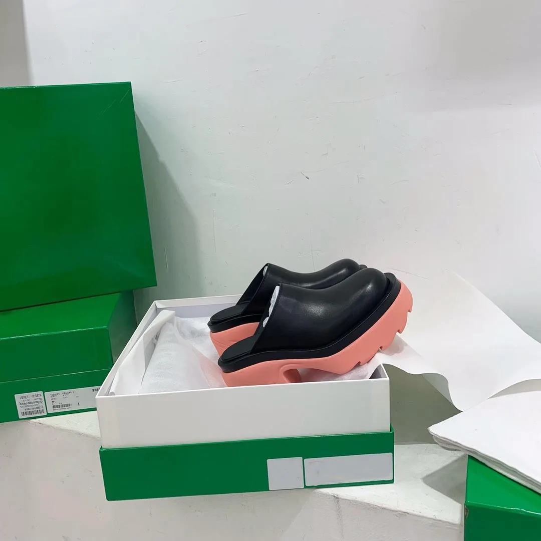 Шлепанцы женские на платформе роскошные брендовые открытый носок кристаллы