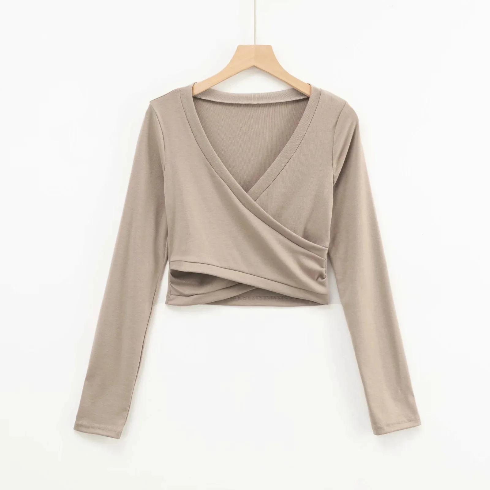 

Трикотажная футболка с длинным рукавом женское с v-образным вырезом со стильным поперечным свитер с длинным рукавом и открытым пупком; Узка...