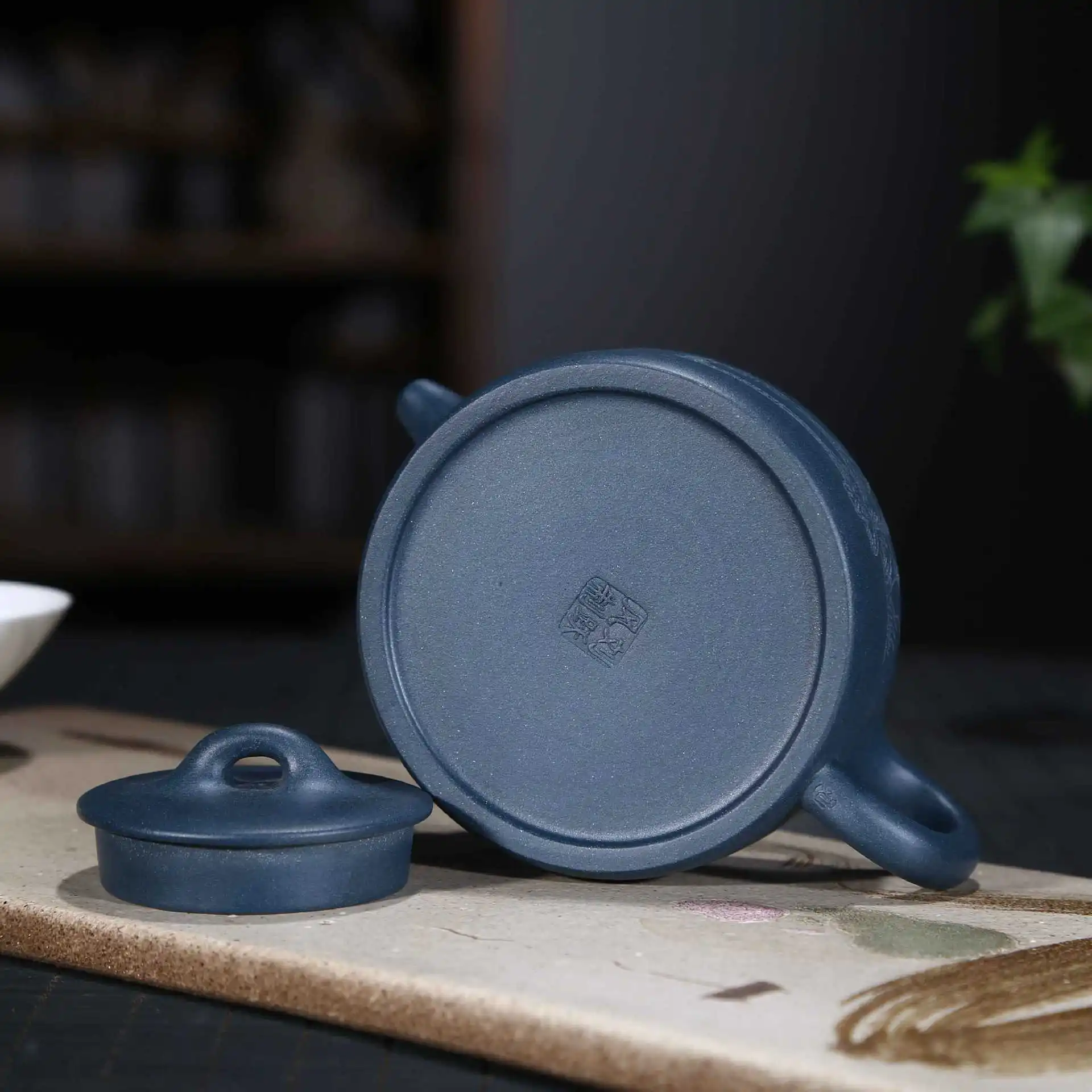 

Full Manual Dark-red Enameled Pottery Teapot Tea Set Raw Ore Azure Mud Shaft Teapot Wholesale Agent A Piece Of Generation Hair