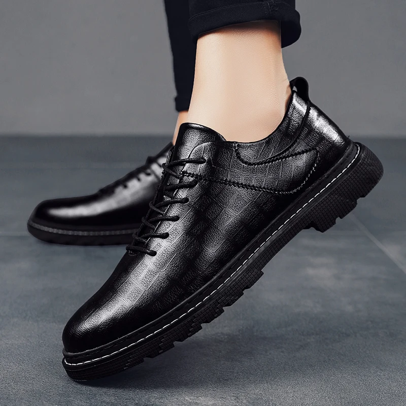 

breathablenew leather shoe for 2020 fashion spring man Men's causal sapato flat sale summer sneakers shoes masculino black