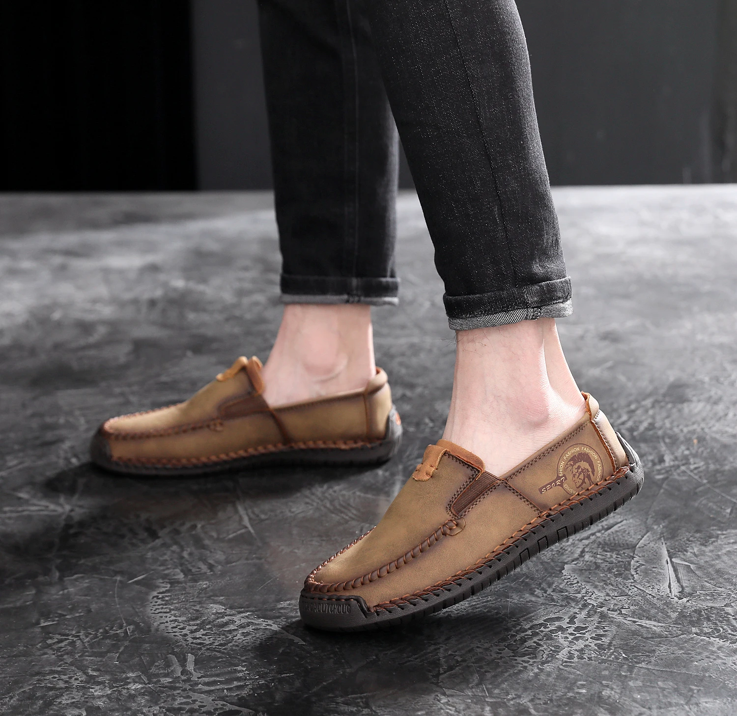 Мужские летние кожаные лоферы мягкие дышащие мокасины на плоской подошве