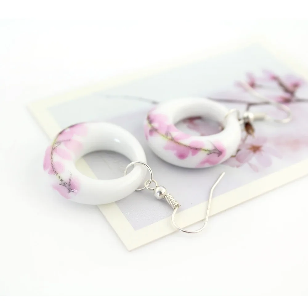 Высококачественные керамические Эффектные серьги капли с цветком высокое