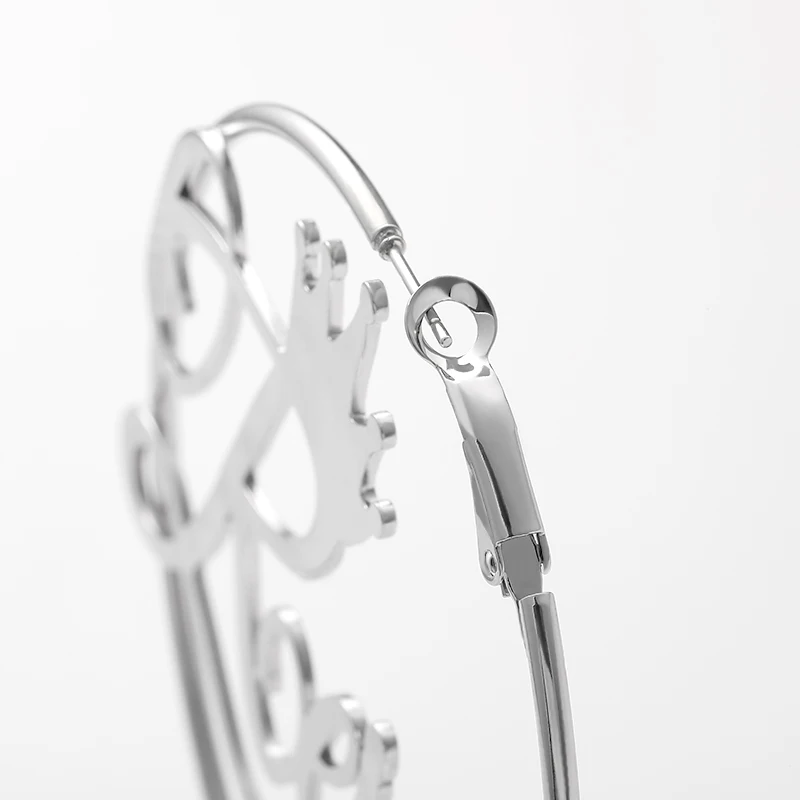 Большие серьги кольца с именем под заказ большие гладкие круглые короной для