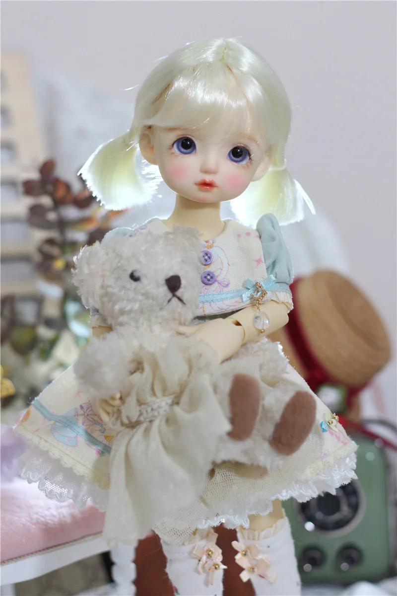 

BJD 6 point daily wig milk thread small pinch