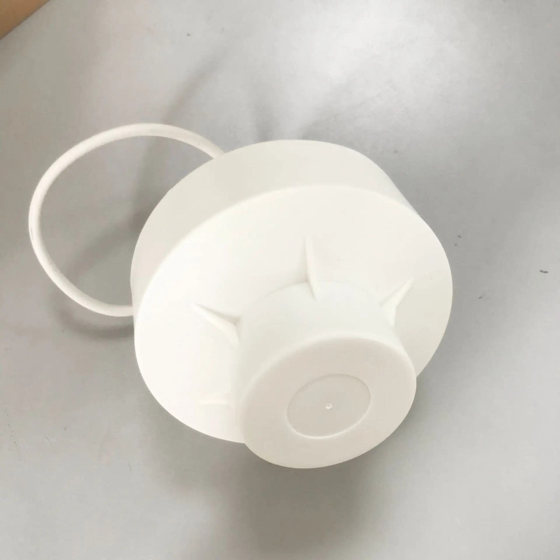 

Omnidirectional indoor smoke detector ceiling beautification antenna mobile phone signal amplifier intensifier transmitting