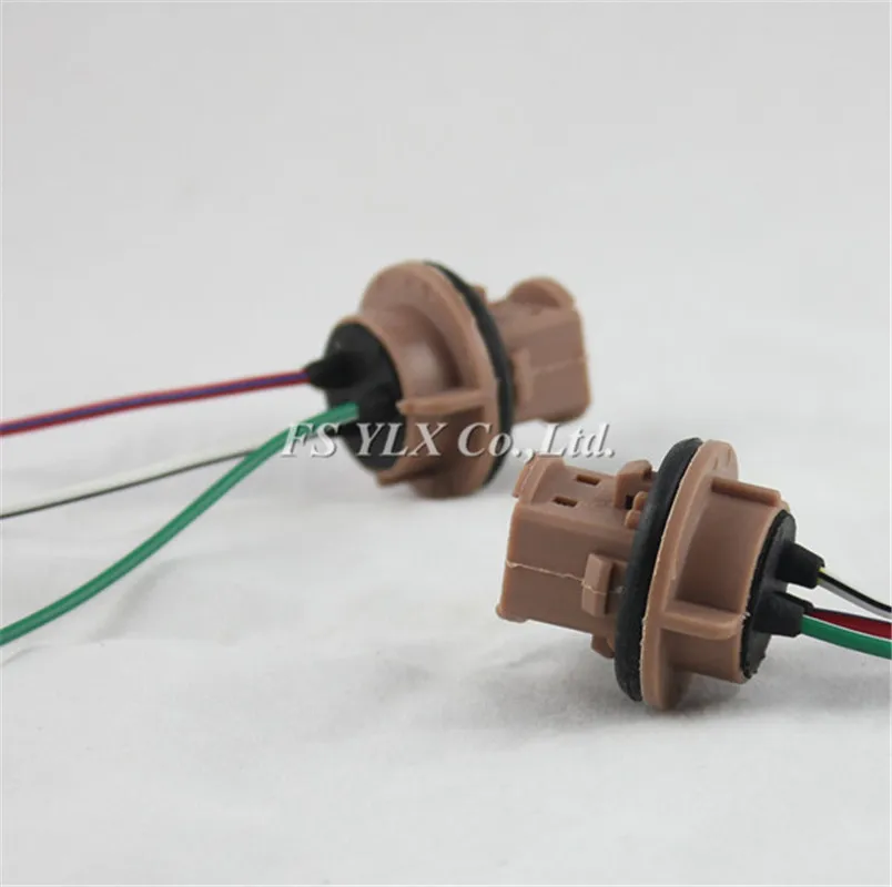 Адаптер для гнезда автомобильного светодиодного поворотного сигнала 7443 T20|harness