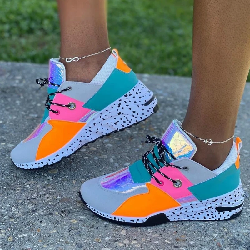 

Women Patchwork Sneakers Multicolor Reflective Height Increasing Flat Breathable Fashion Sport Shoes Ladies Running Walking 2020