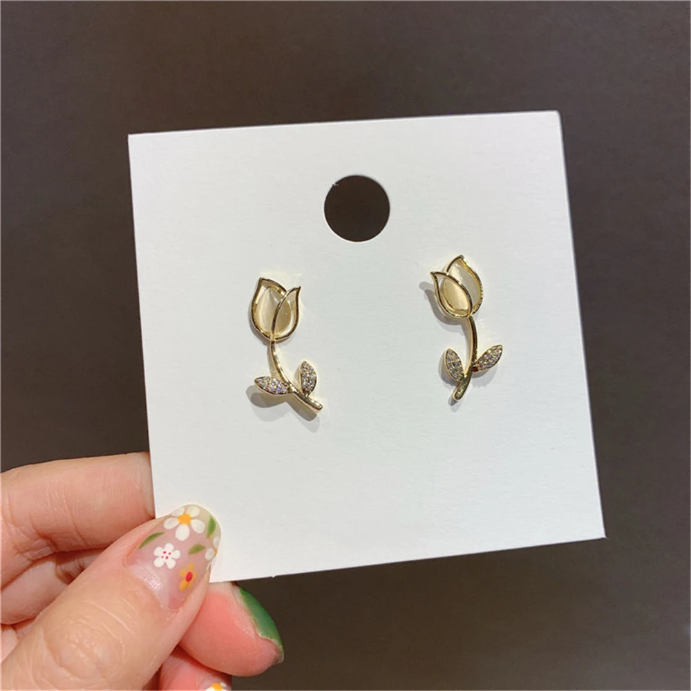 

Fashion Elegant Cute Opal Full Diamond Rose Flower Holiday Style Stud Ear For Women Students Delicate Micro Paved Zircon Jewelry