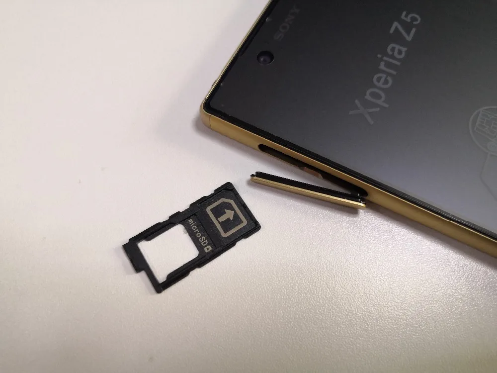 Разблокированный мобильный телефон sony Xperia Z5 E6653 Octa Core 5,2 дюймов GSM WCDMA 3 Гб ram 32 ГБ rom LTE 23MP Android