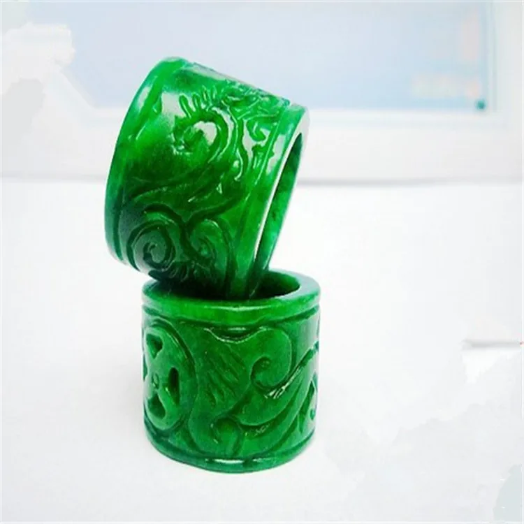 Кольцо с изумрудом Koraba кольцо натуральным зеленым нефритом ювелирное изделие |