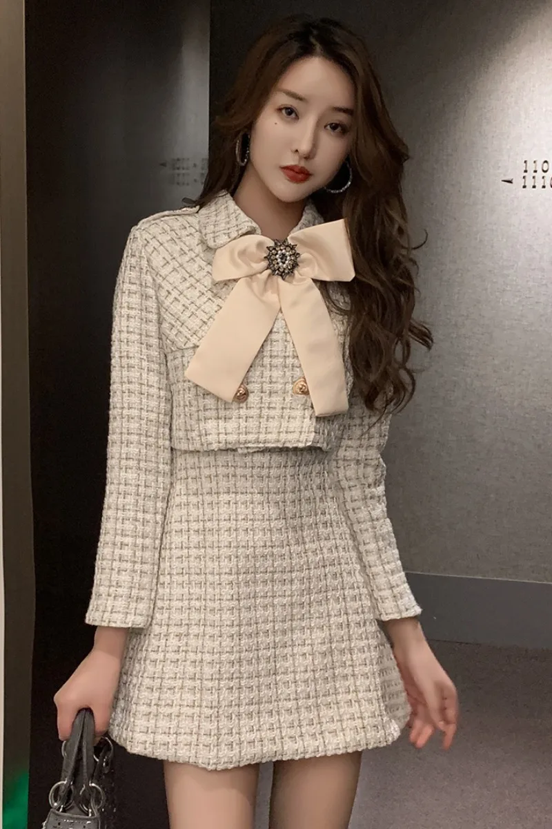 

Autumn 2020 new temperament Plaid suit jacket bow vest dress two piece suit women's wear