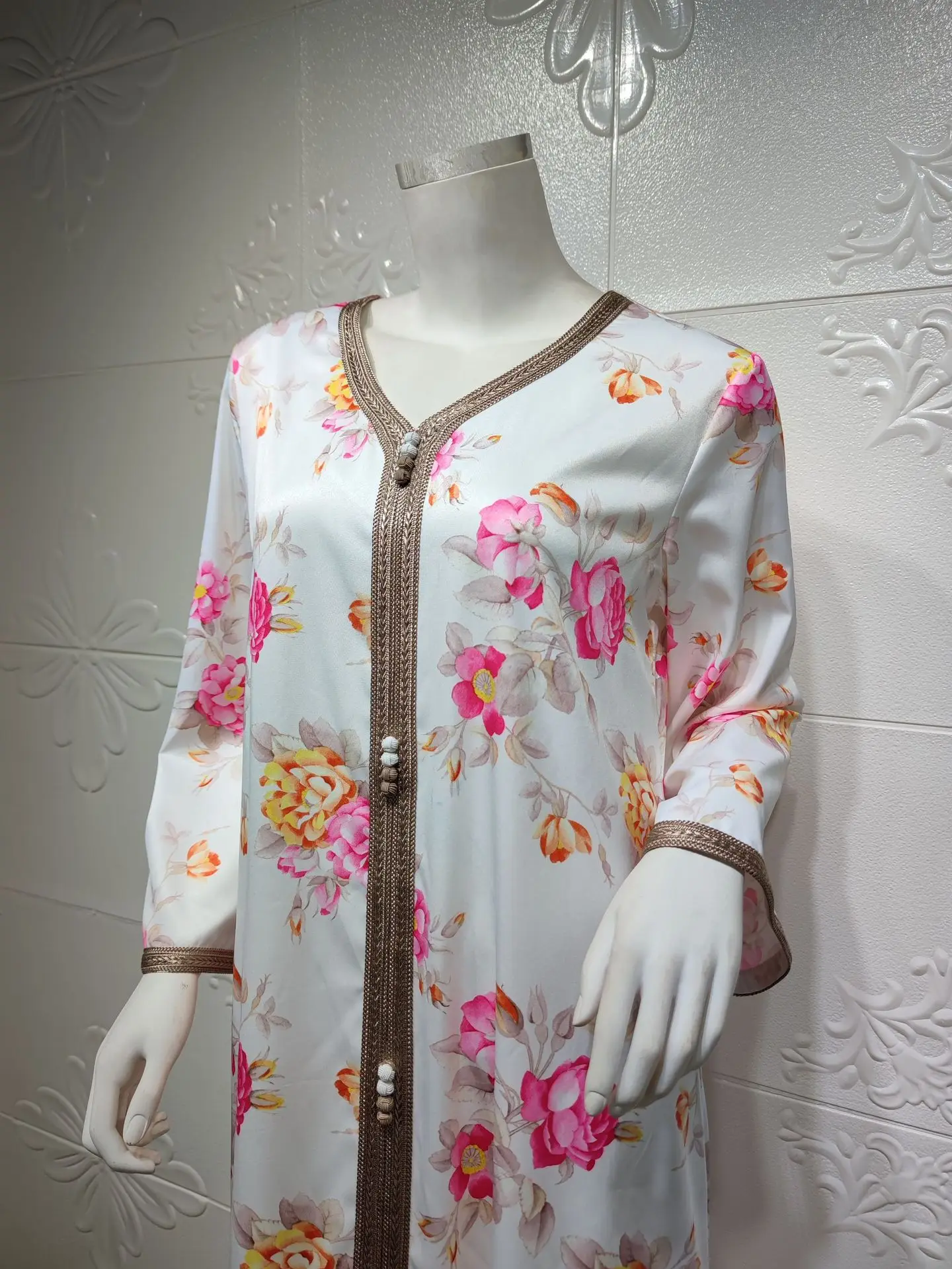 

Graceful Floral Printing Women Party Dress Middle East V Neck Ribbon Patchwork Buttons Long Sleeves Muslim Radaman Maxi Dress