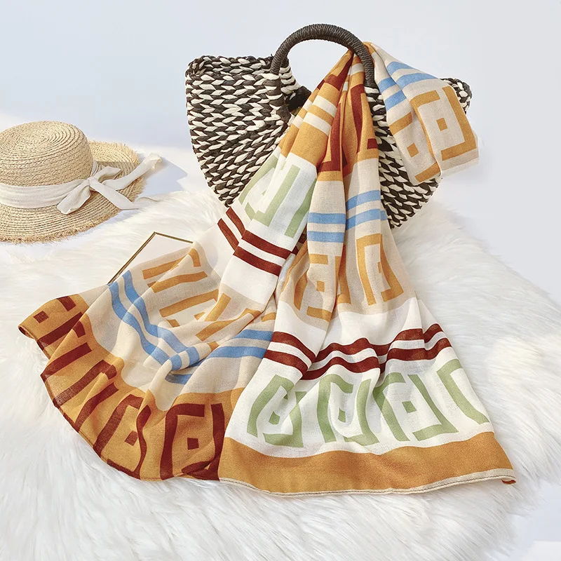 

2021 летний большой хиджаб, новый шарф с буквенным принтом, женский пляжный шарф, модный шейный платок x 85 см