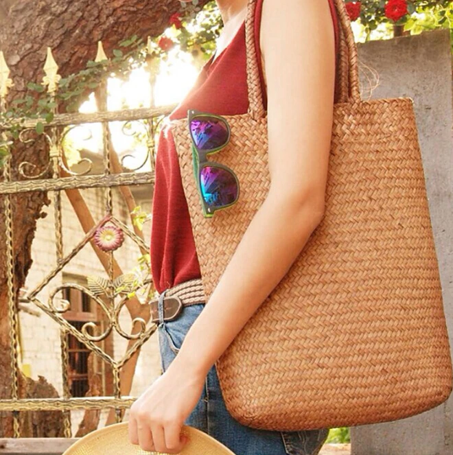 

2021 Women Handbag Summer Beach Bag Rattan Woven Handmade Knitted Straw Large Capacity Totes Women Shoulder Bag Bohemia New