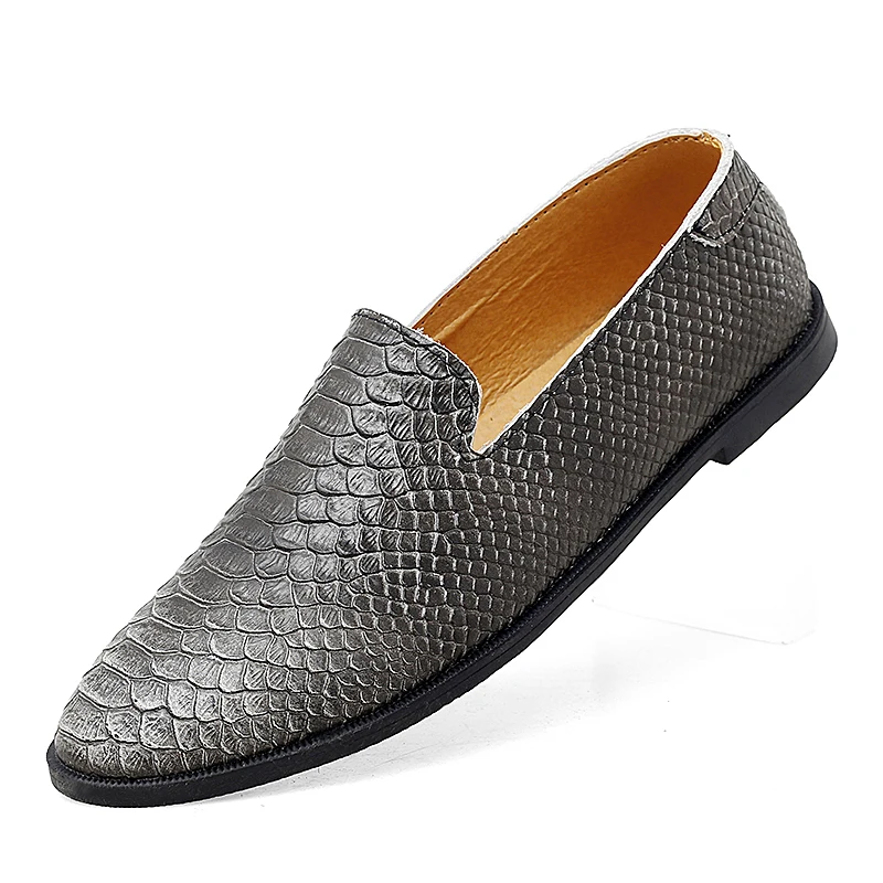 

Brand New 2020 Men Loafers Shoes Luxury Slip-on Moccasins Casual Men Shoes Leather Men's Driving Flats Shoes